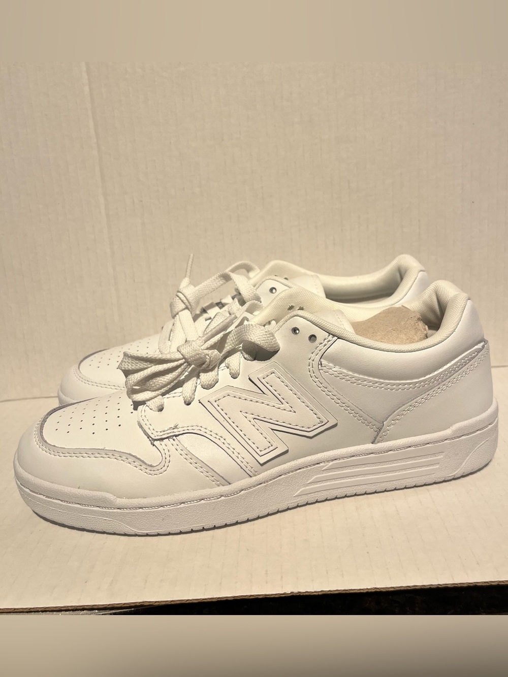 Brand New : New Balance Unisex 480 All-White Leather Runners - Picture 5 of 13